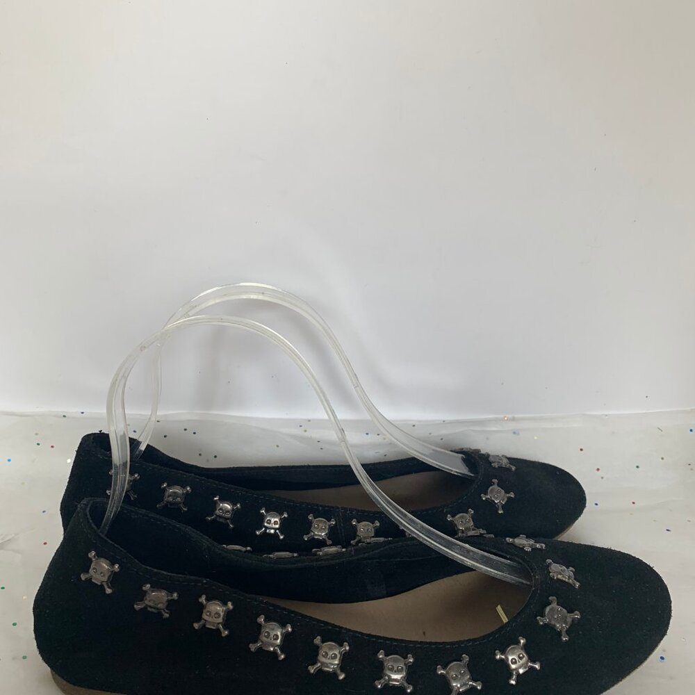 Ann Tuil Paris Black Suede Ballet Flats Metal Skull and Crossbones Rivet 39 Goth - Picture 4 of 15